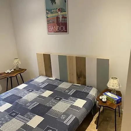 2 Ch Et 1 Traversante Avec Terrasse Et Jardin Proche Apartment