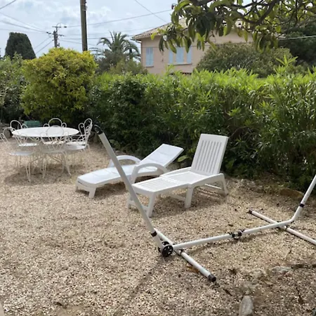 Apartment 2 Ch Et 1 Traversante Avec Terrasse Et Jardin Proche *